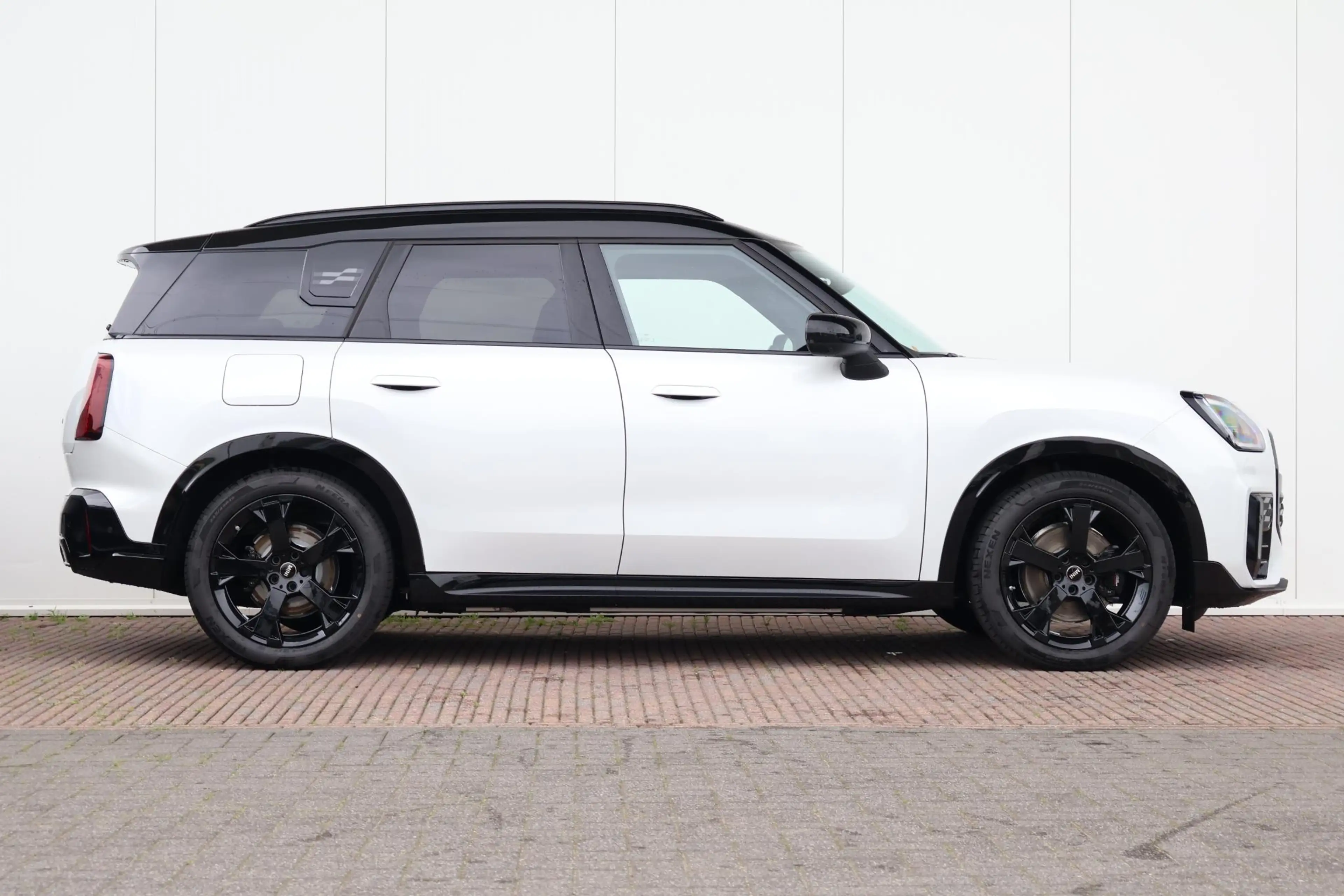 MINI John Cooper Works Countryman Mini E XL 66.5 kWh Comfort Access / Stuurwielrand — photo 5