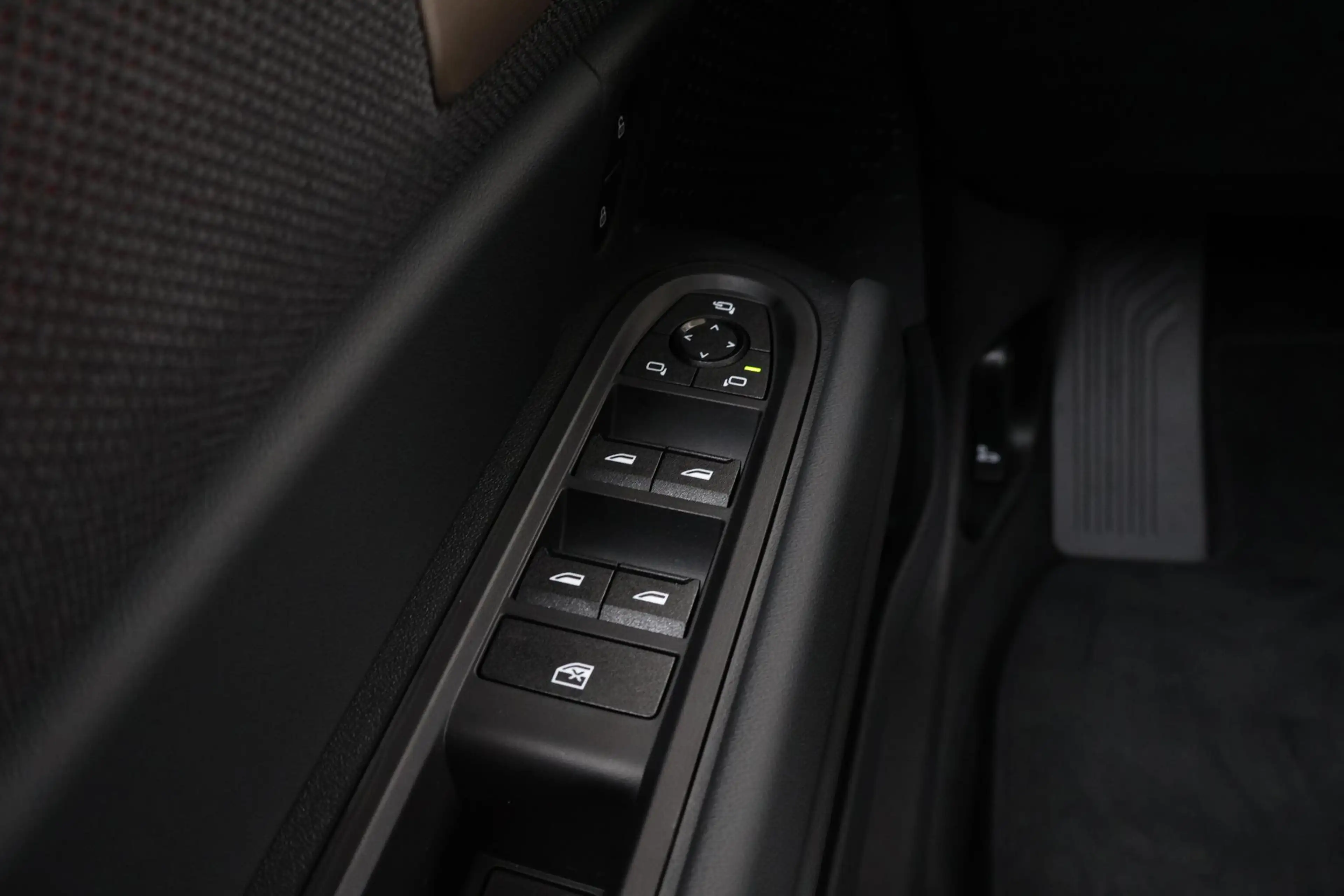 MINI John Cooper Works Countryman Mini E XL 66.5 kWh Comfort Access / Stuurwielrand — photo 15