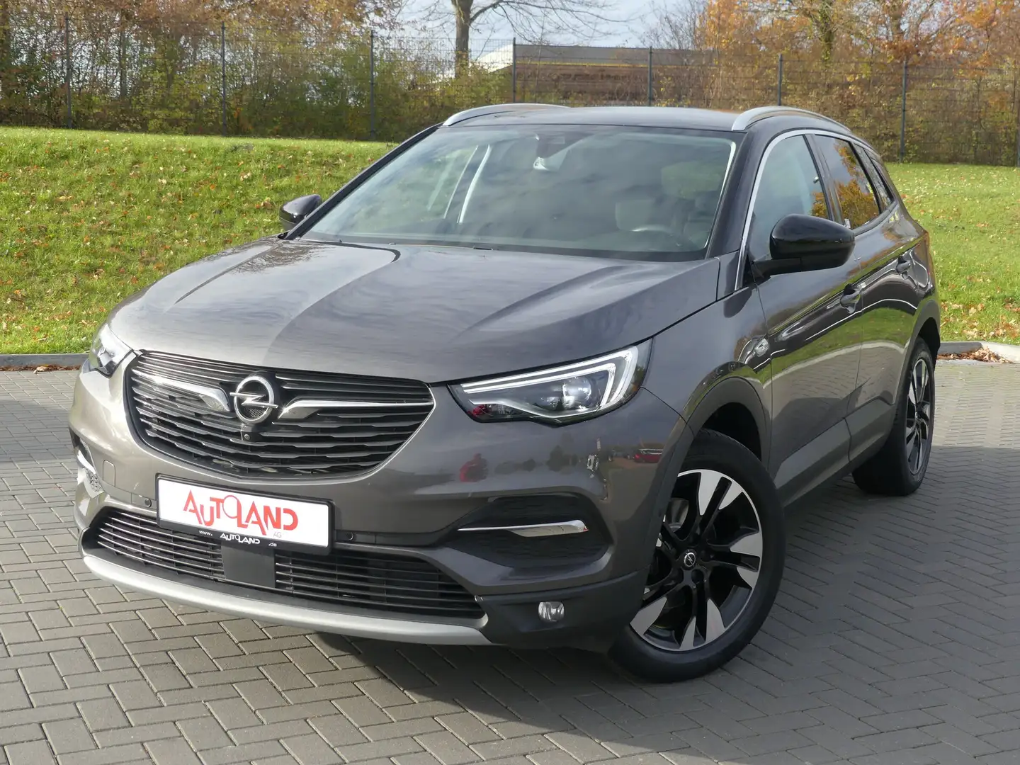 Opel Grandland 1.6 Turbo Ultimate LED Kamera ACC DAB PD Gris - 2