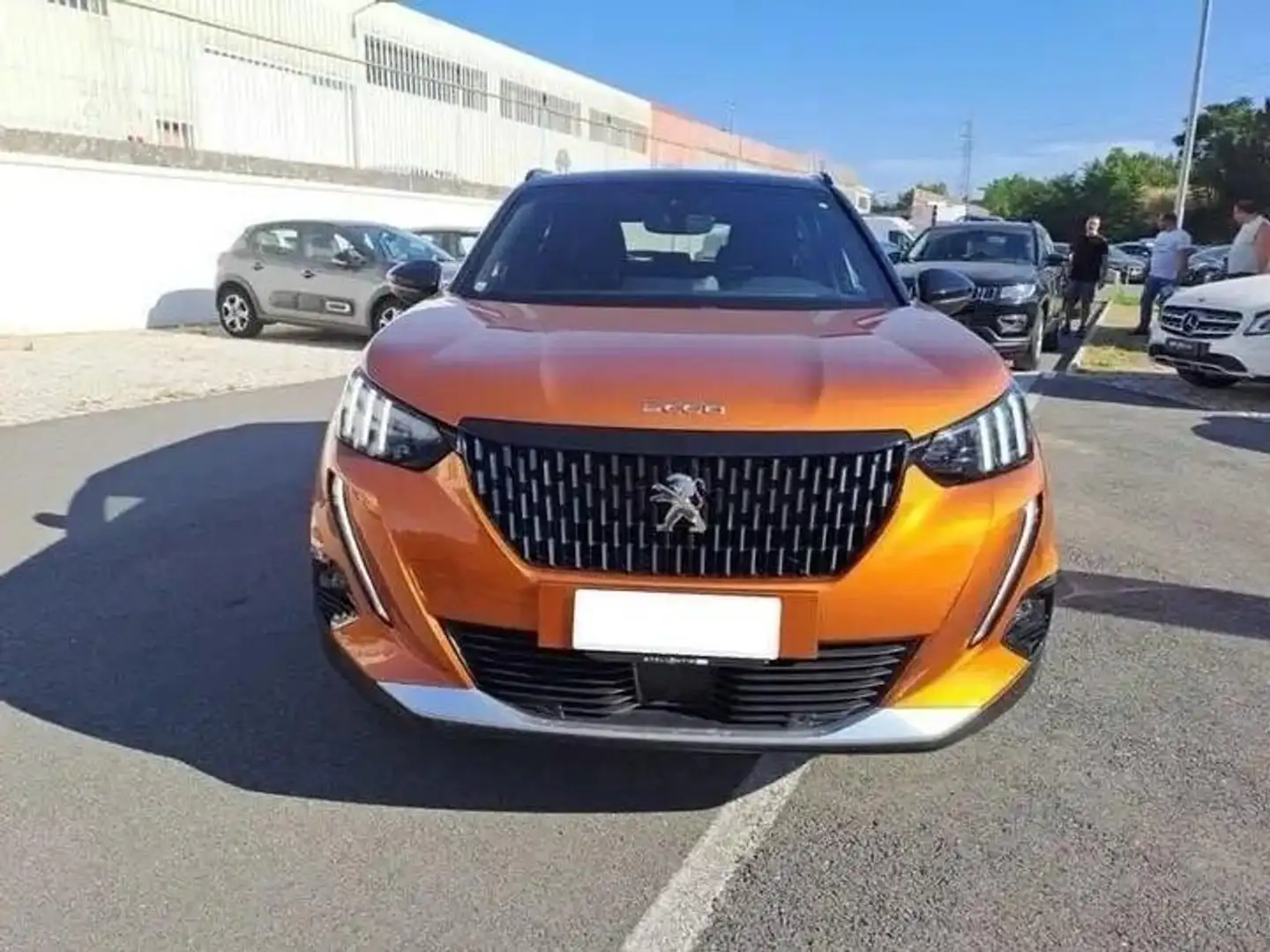 Peugeot 2008 1.2 puretech GT s brončana - 2