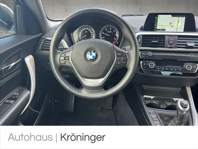 BMW 2 Series view 11