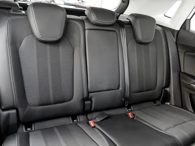 Opel Grandland view 5