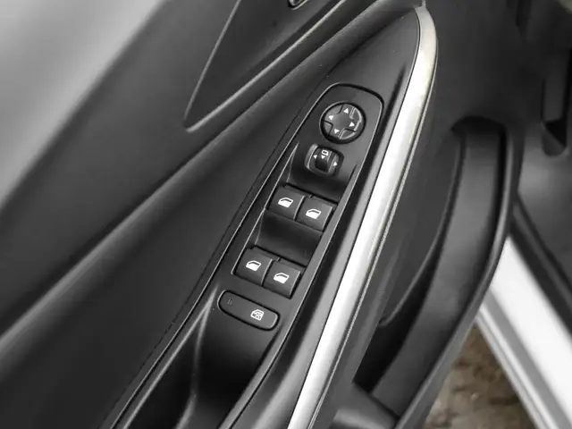 Opel Grandland view 13