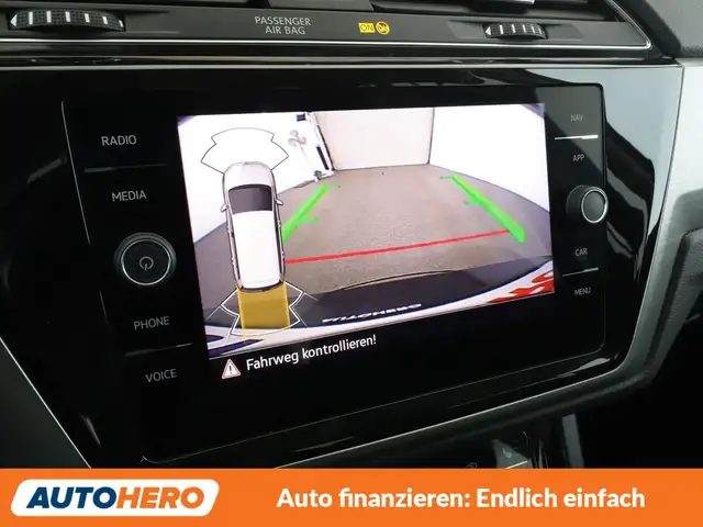 Volkswagen Touran view 22