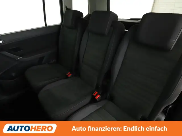Volkswagen Touran view 14