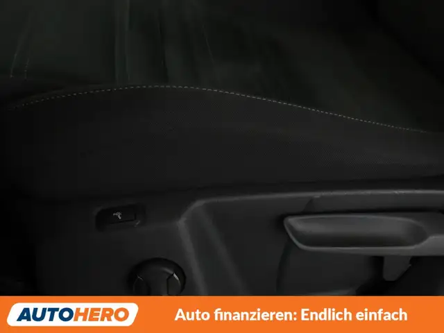 Volkswagen Touran view 26