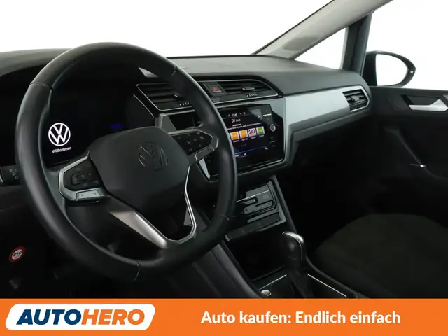 Volkswagen Touran view 11