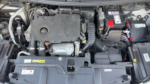Peugeot 5008 view 15