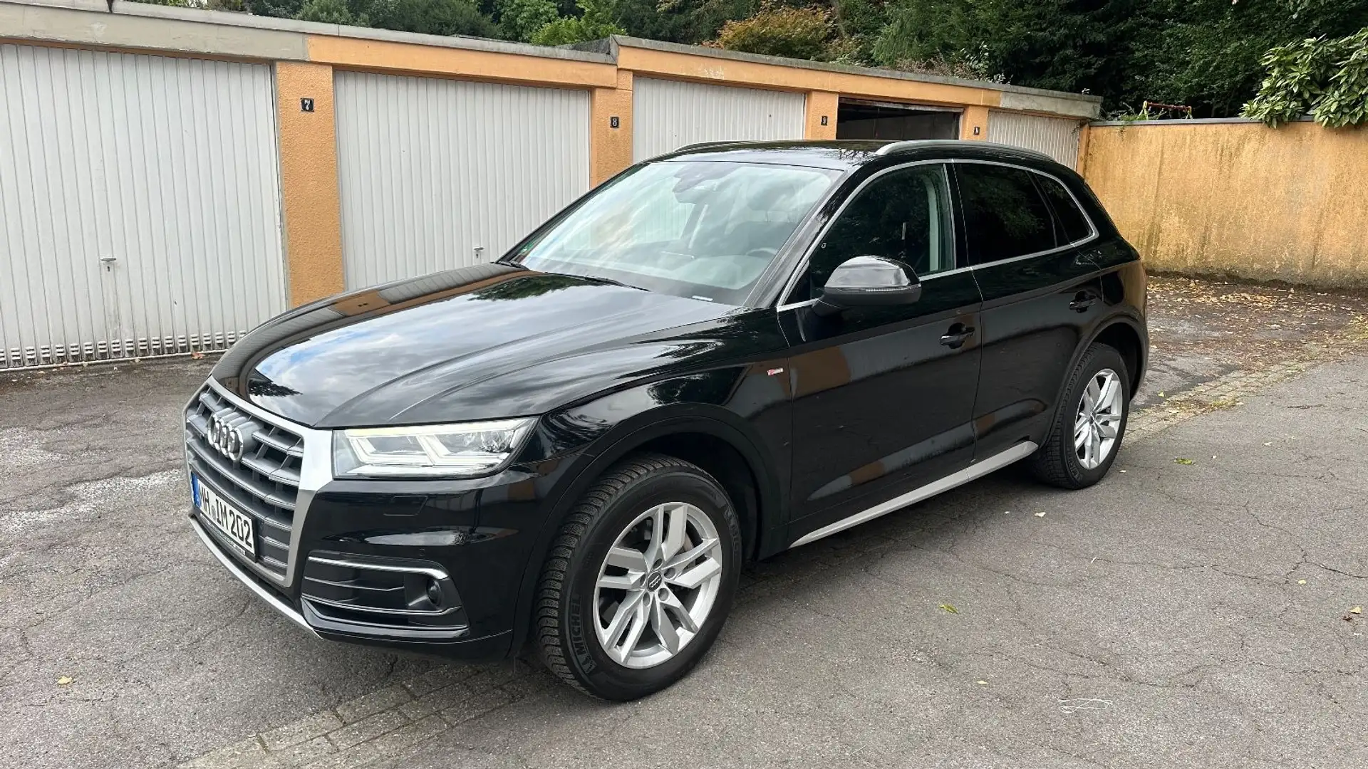 Audi Q5 quattro sport Noir - 2
