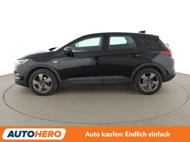 Opel Grandland X view 3