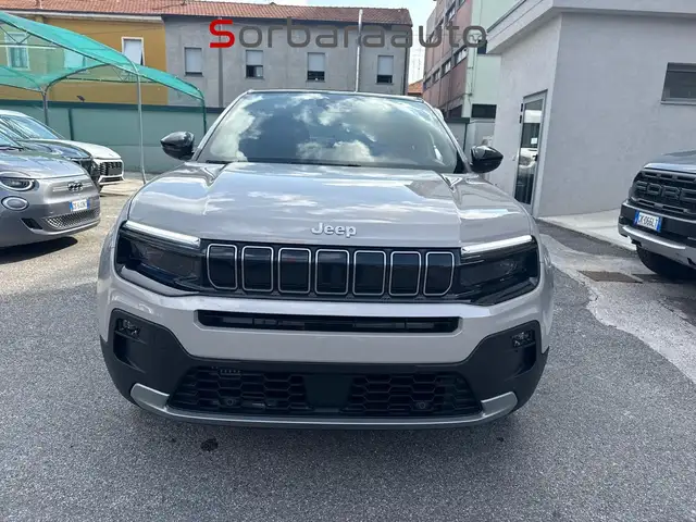 Jeep Avenger view 8