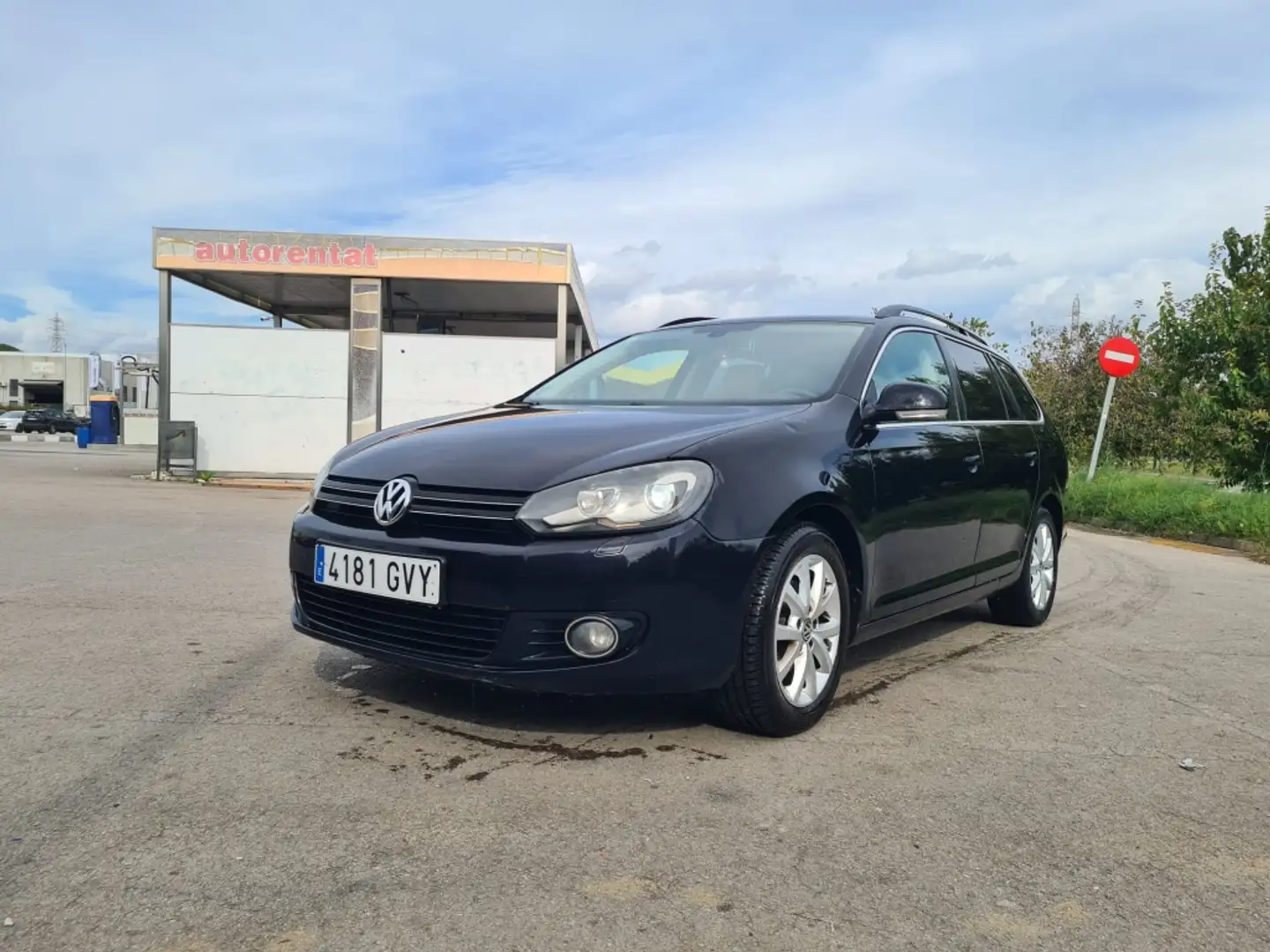 Volkswagen Golf 1.6TDI CR Advance 105 - 1