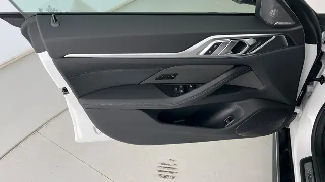BMW i4 Gran Coupe xDrive40 Ansicht 17