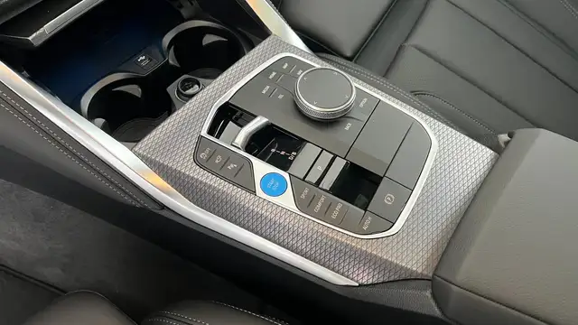 BMW i4 Gran Coupe xDrive40 Ansicht 16