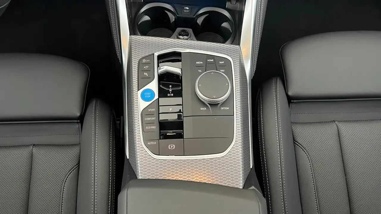 BMW i4 2026 — фото 11