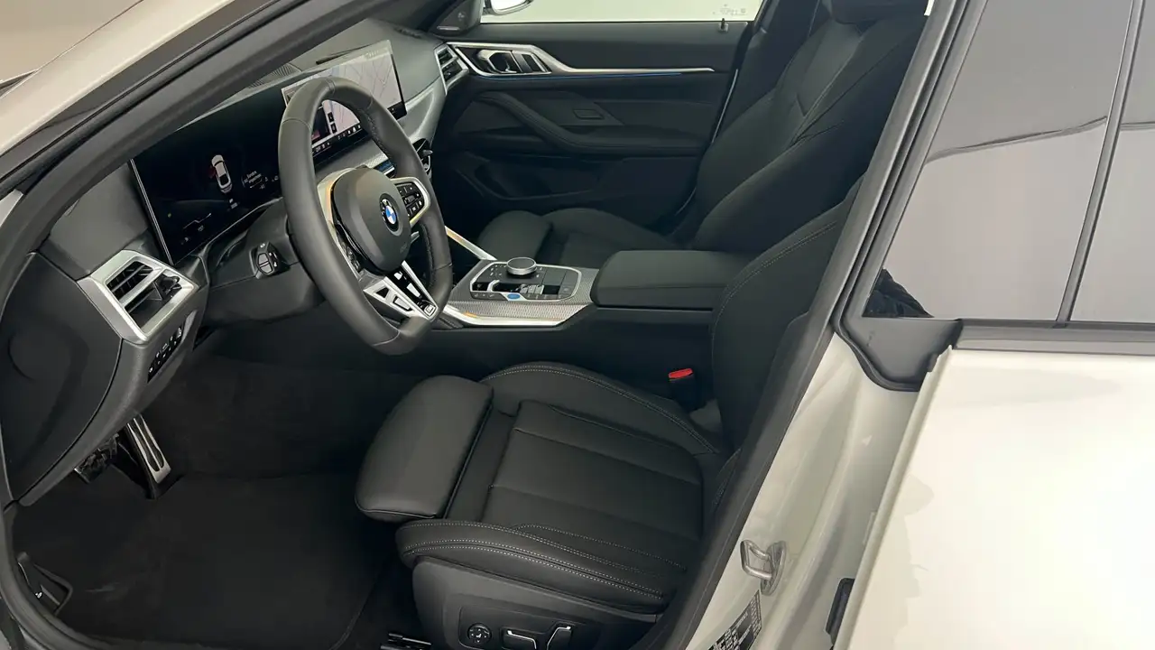 BMW i4 2026 — фото 14