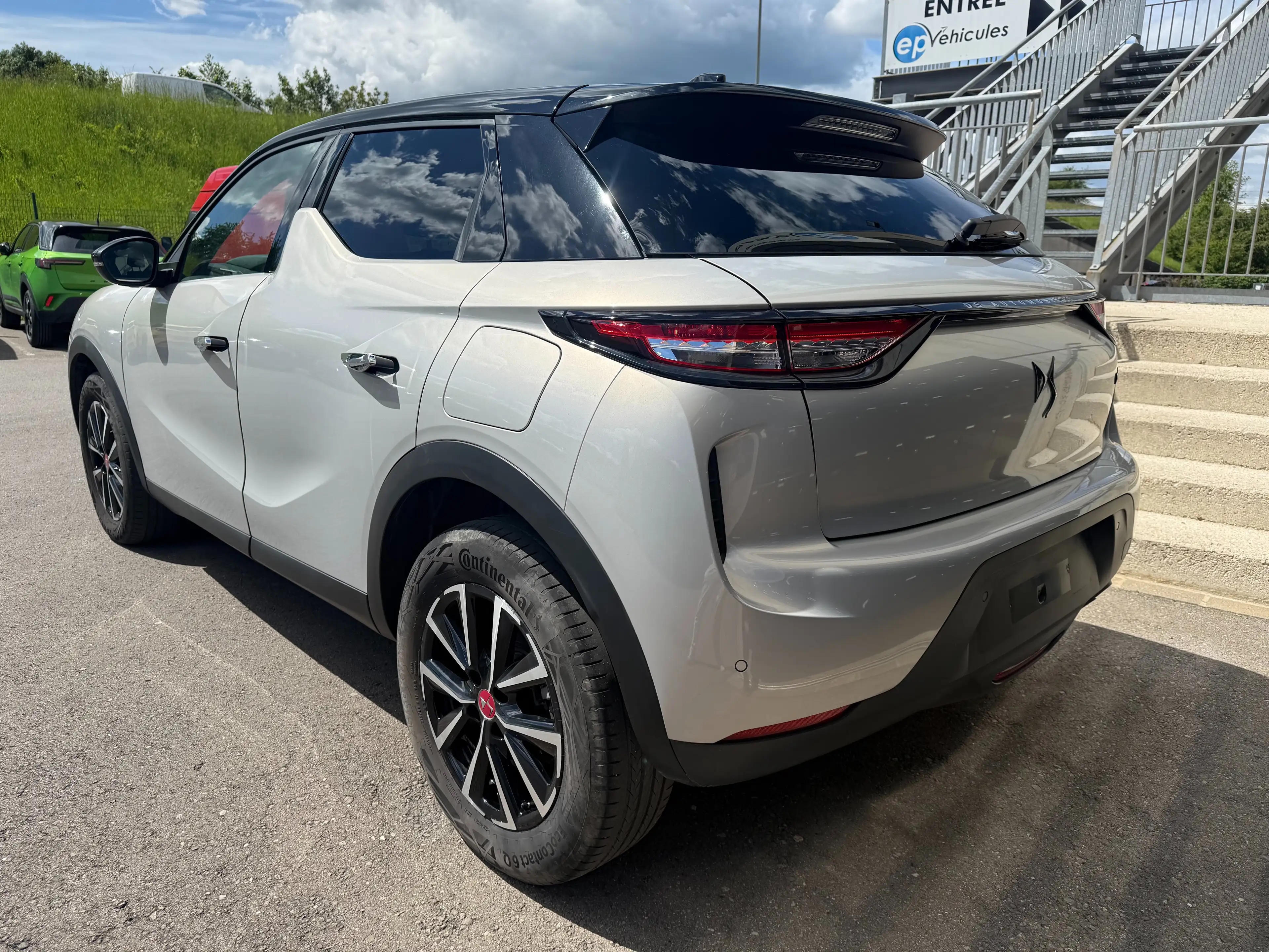 DS Automobiles DS 3 Crossback DS3 PureTech 100 PERFORMANCE LINE — photo 3