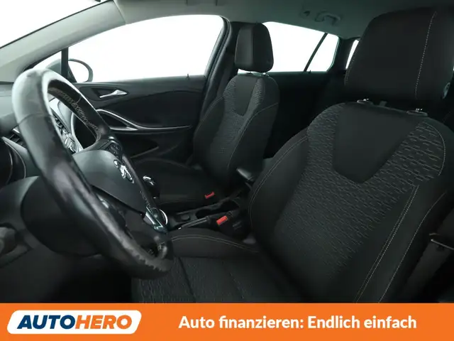 Opel Astra view 10