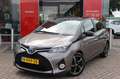 Toyota Yaris 1.5 Hybrid Dynamic Bi-Tone ,Dealeronderhouden Gris - thumbnail 9