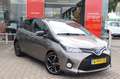 Toyota Yaris 1.5 Hybrid Dynamic Bi-Tone ,Dealeronderhouden Gris - thumbnail 10