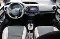 Toyota Yaris 1.5 Hybrid Dynamic Bi-Tone ,Dealeronderhouden Gris - thumbnail 4