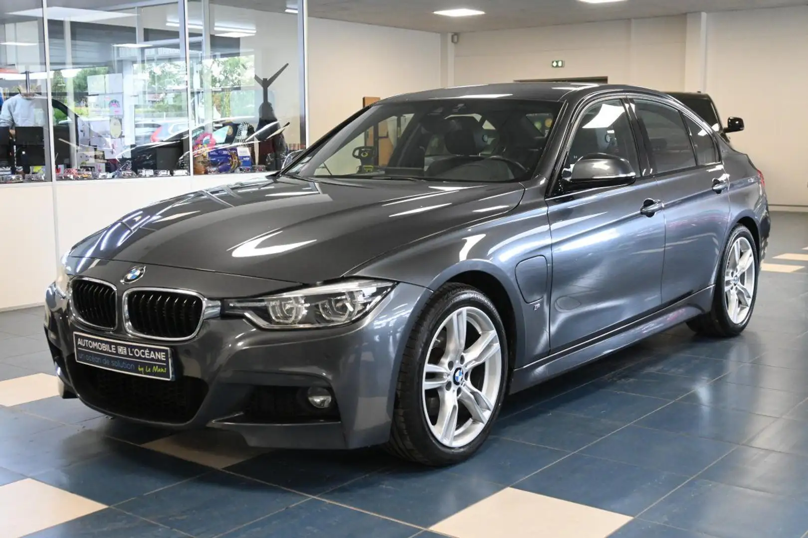 BMW 330 SERIE F30 LCI2 330e 252 ch BVA8 M Sport Gris - 1