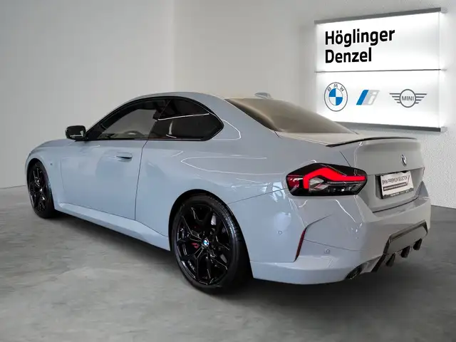 BMW 2 Series view 10