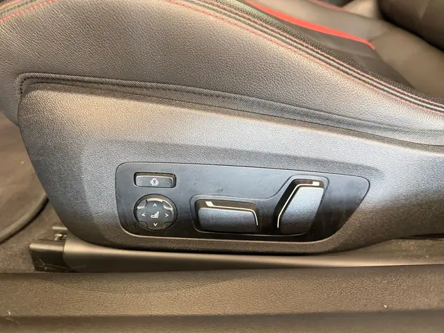 BMW 2 Series view 6