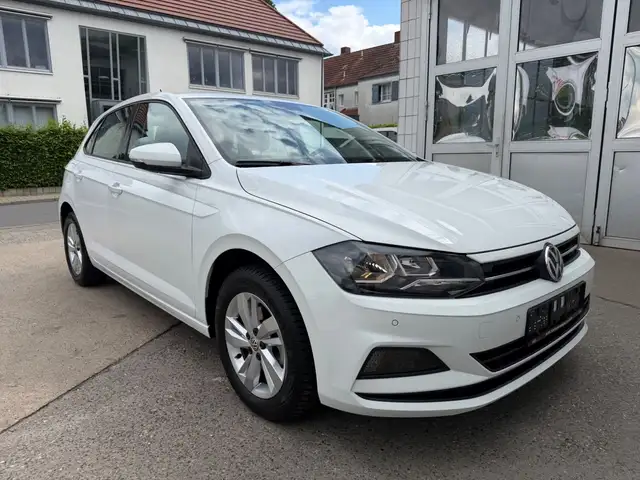Volkswagen Polo 1.6 TDI *1.Hand*Navi*R.Kamera*Euro6*