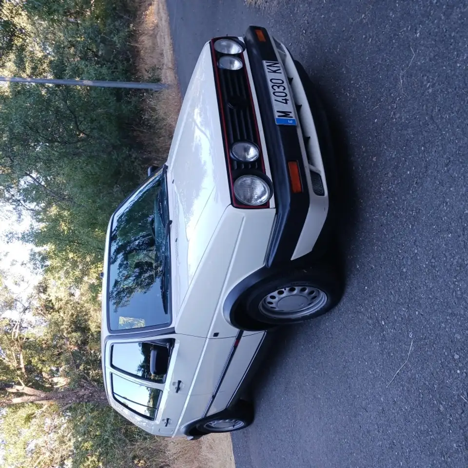 Volkswagen Golf GTI 1.8 110, foto 1