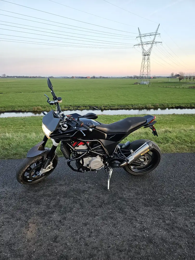 Husqvarna Nuda 900 Carbon Noir - 1
