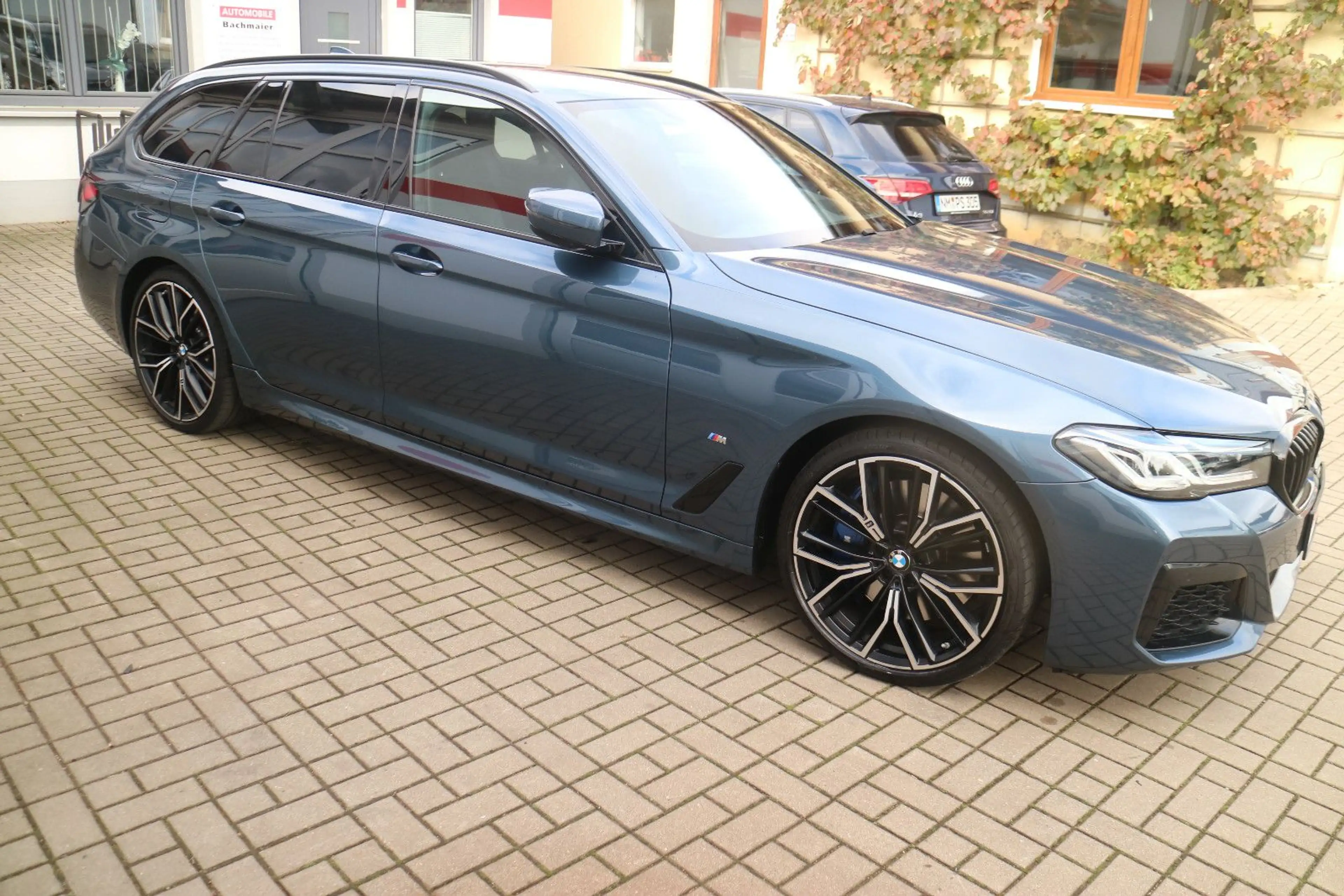 BMW 530 d -Touring-xDrive- M Sport-Standhzg.-AHK-HUD — photo 11