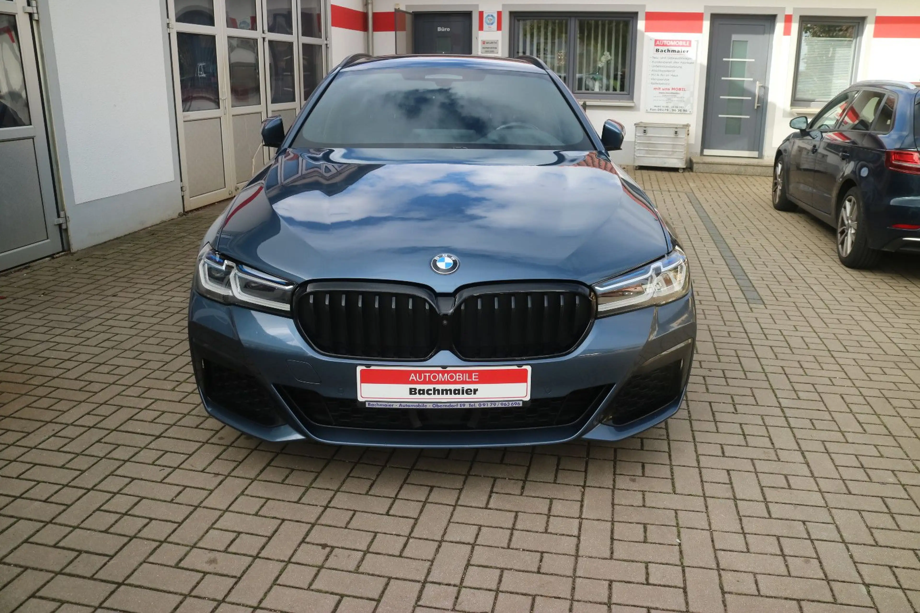 BMW 530 d -Touring-xDrive- M Sport-Standhzg.-AHK-HUD — photo 2