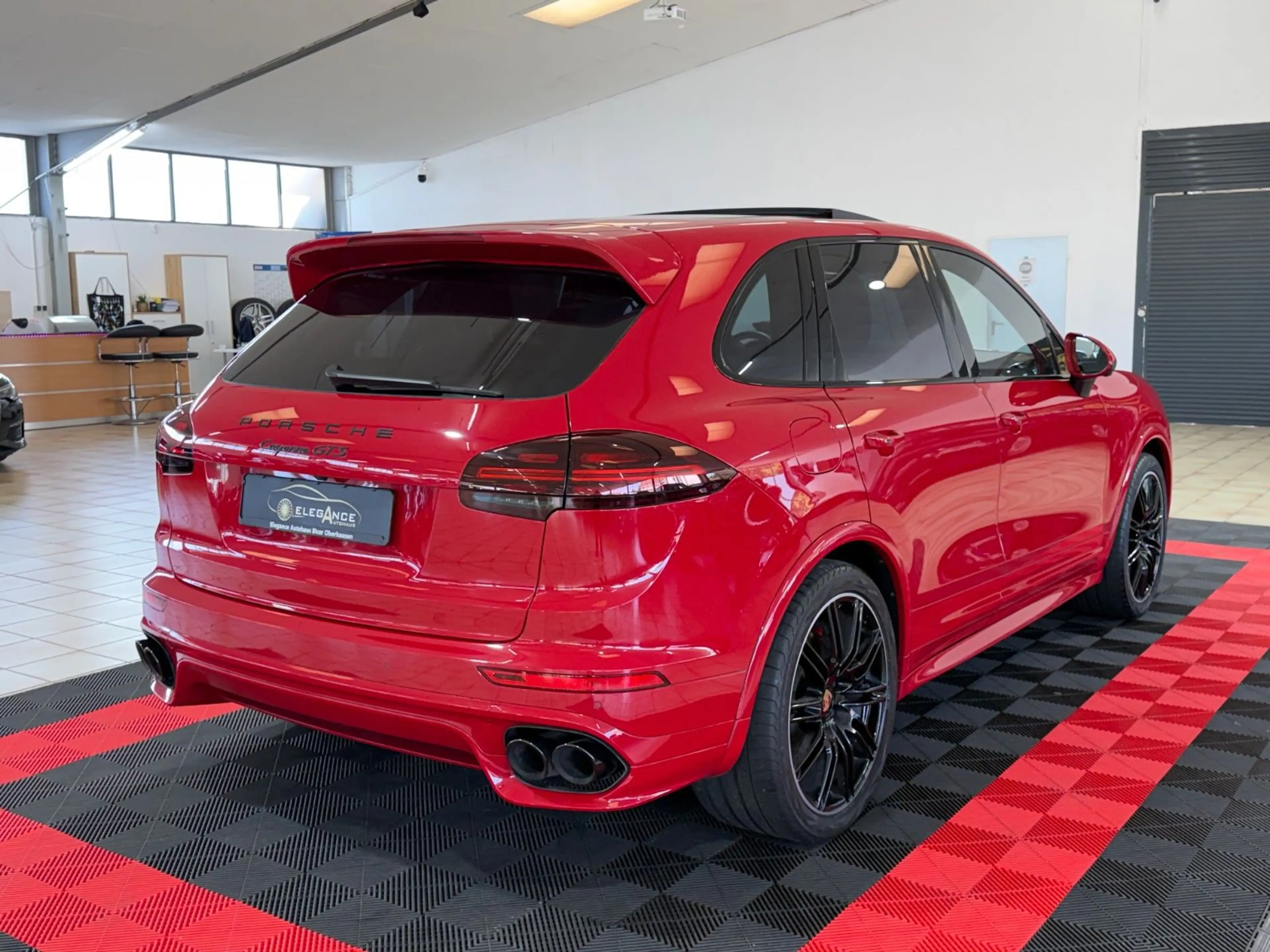 Porsche Cayenne GTS*PANO*SOFT-CLOSE*CARBON*TOP ZUSTAND* — photo 5