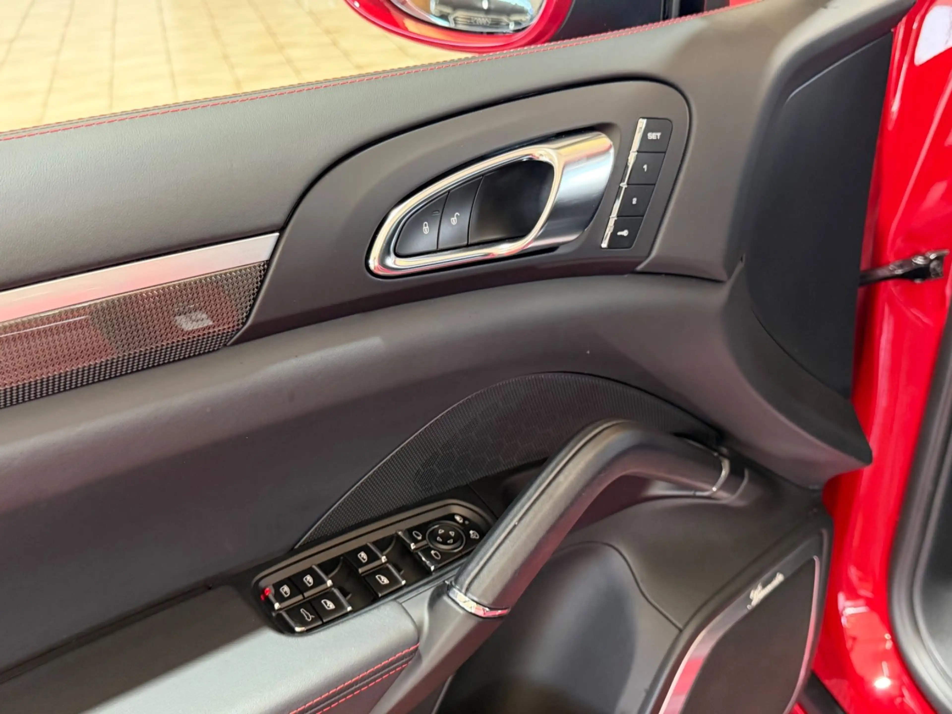 Porsche Cayenne GTS*PANO*SOFT-CLOSE*CARBON*TOP ZUSTAND* — photo 12