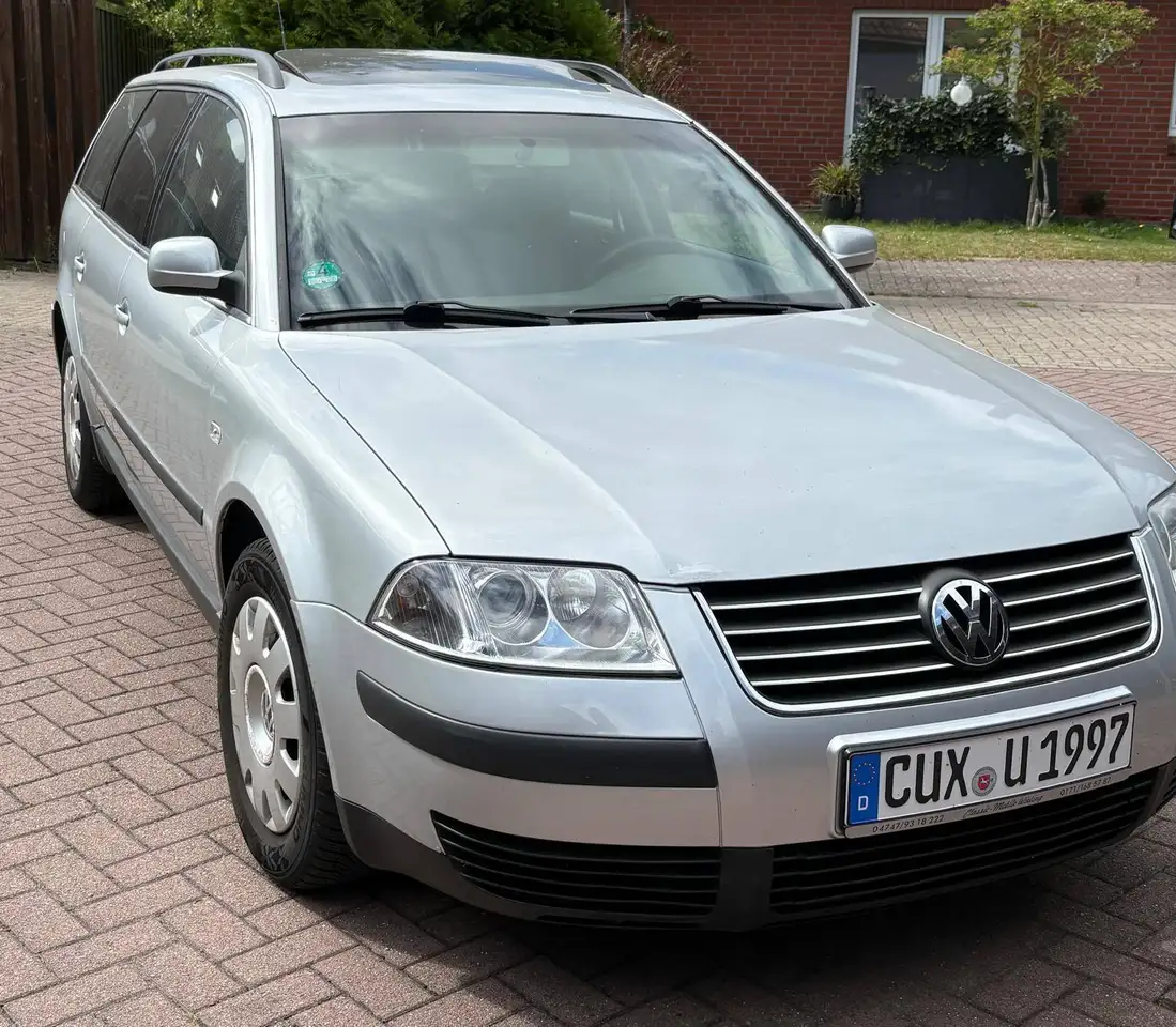 Volkswagen Passat Variant 2.0 Comfortline, foto 2