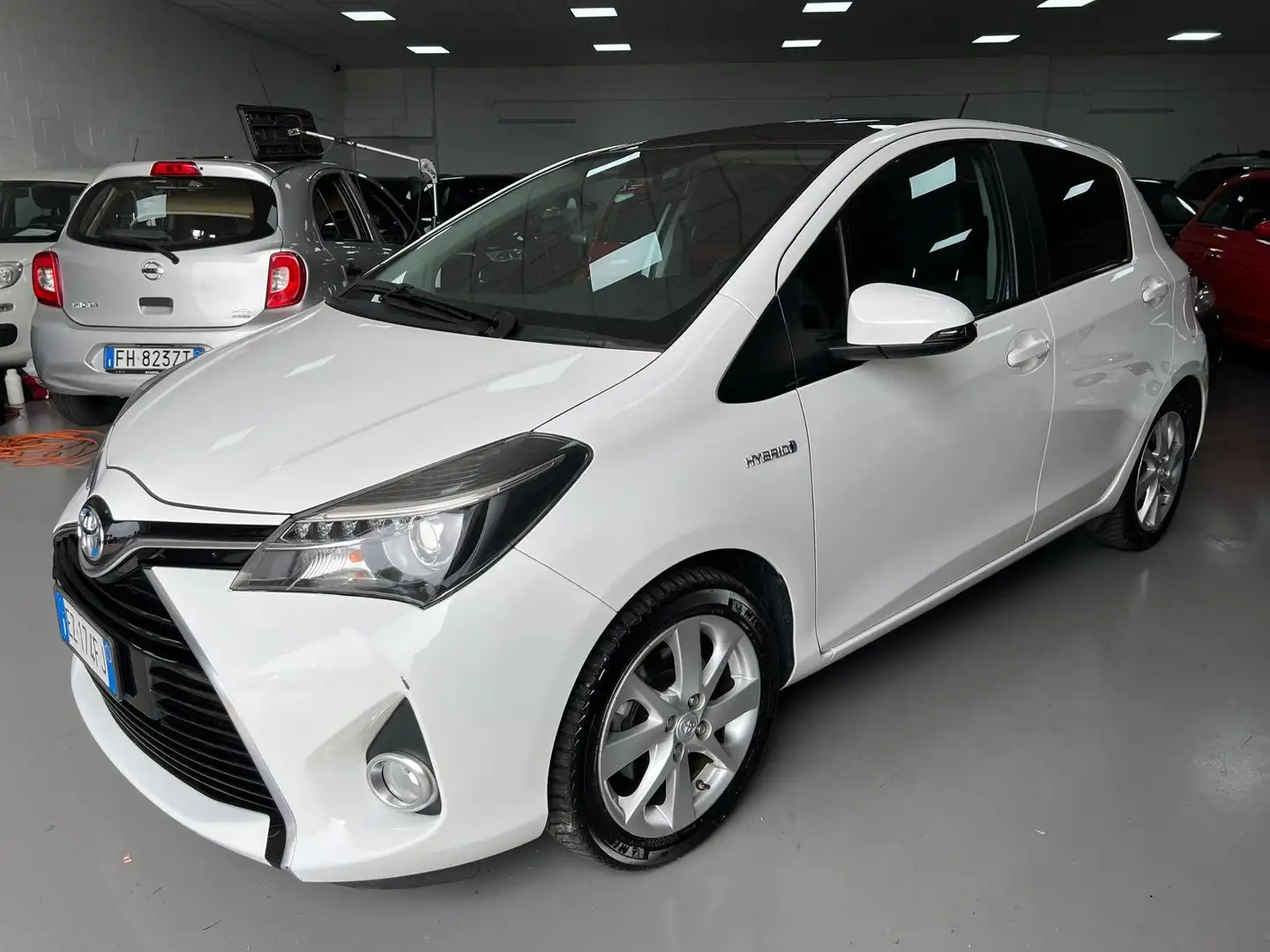 Toyota Yaris Yaris 5p 1.5h Style - 1