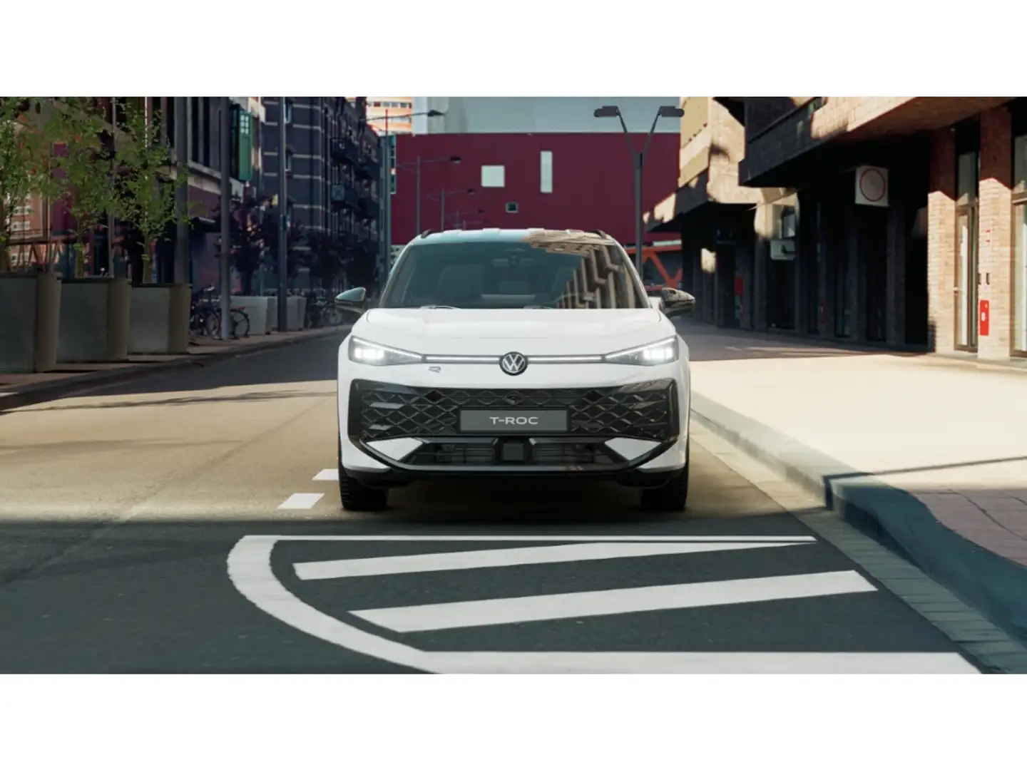 Volkswagen T-Roc 1.5 eTSI DSG R-Line Matrix Navi Белый - 2