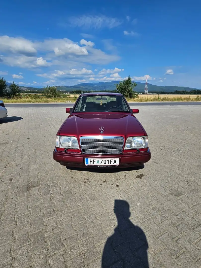 Mercedes-Benz E 300 Turbo Aut. Ds. - 1