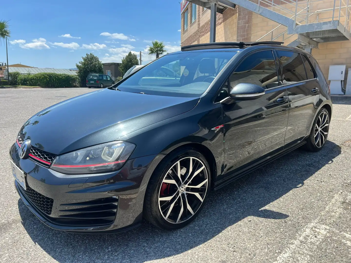 Volkswagen Golf GTI Golf 5p 2.0 tsi Gti dsg Noir - 1