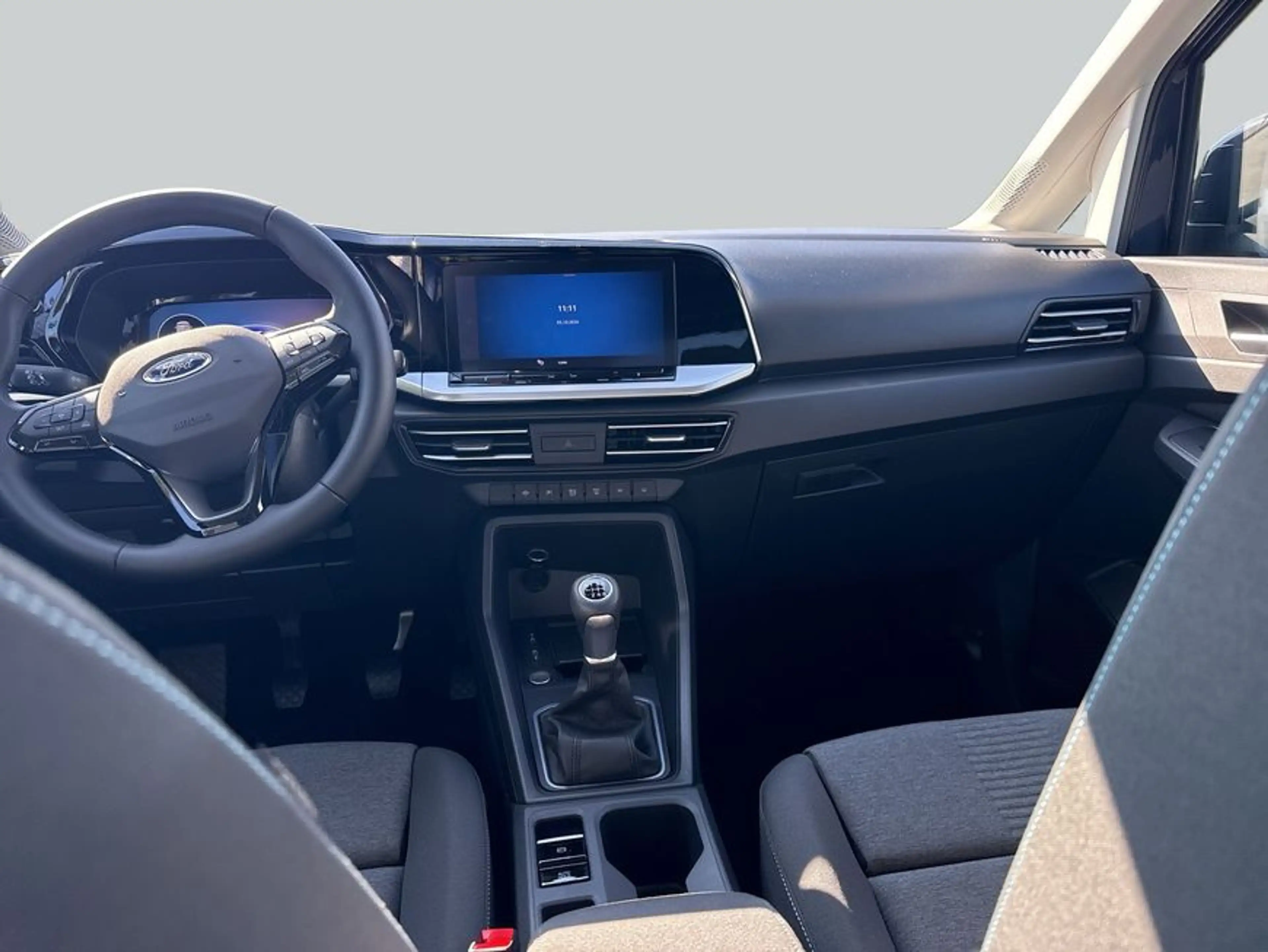 Ford Tourneo Connect 2.0 EcoBlue Allrad ACTIVE 90 kW, 5 — photo 13