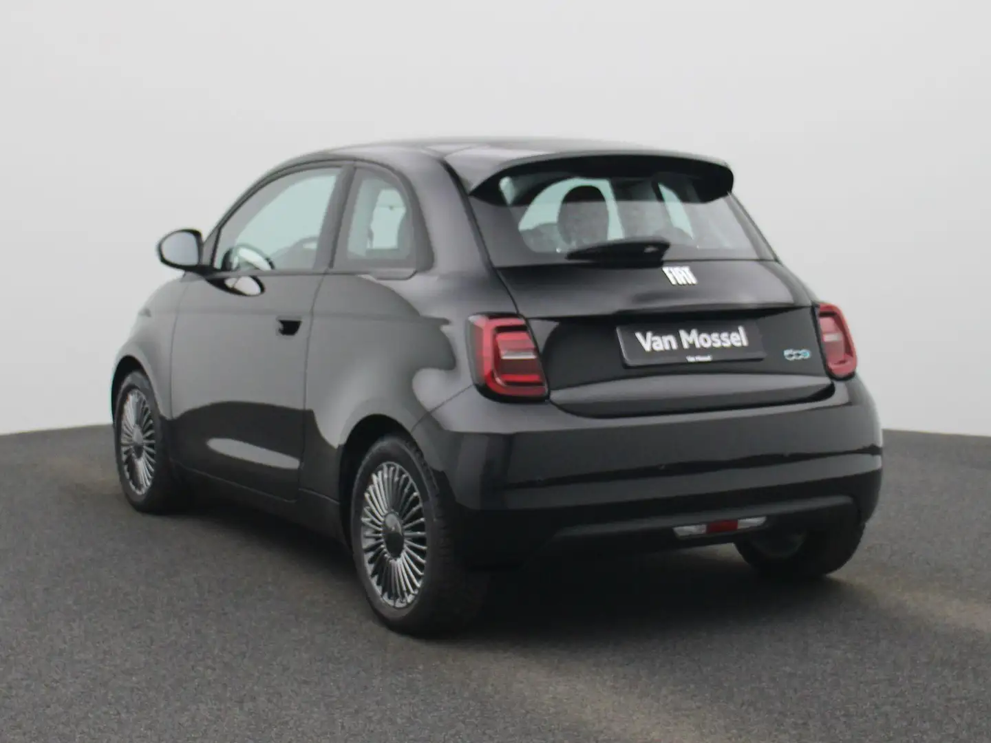 Fiat 500e 3+1 Icon 42 kWh Zwart - 2