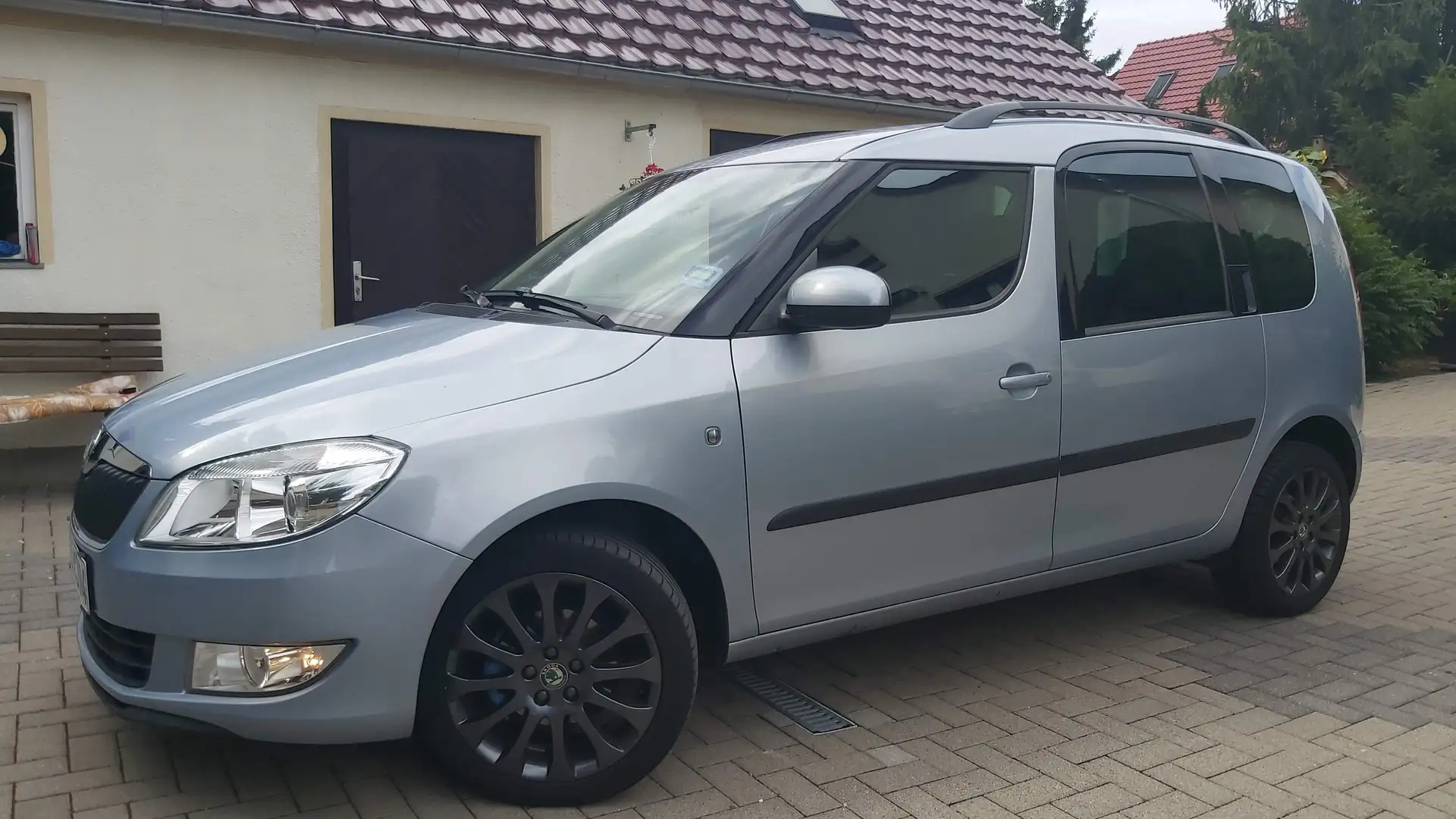 Skoda Roomster Roomster 1.2 TSIStyle PLUS EDITION Синій - 2