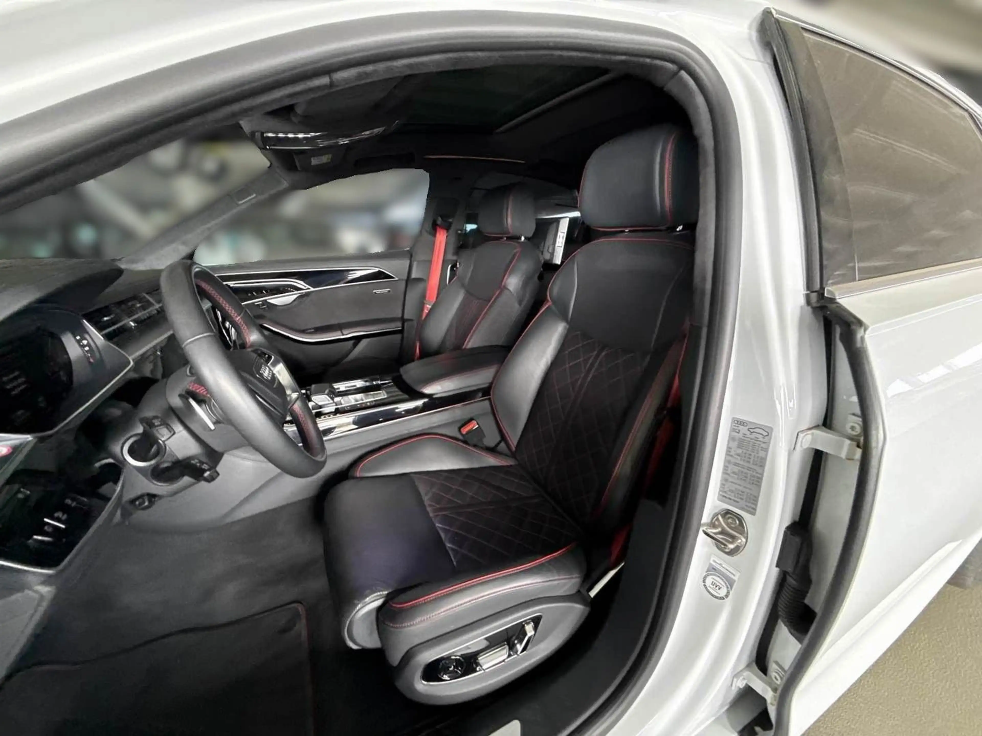 Audi A8 50 TDI|RS-SITZ|TV|MASAG|PANO|CARBON|MEMO|LUFT — photo 3