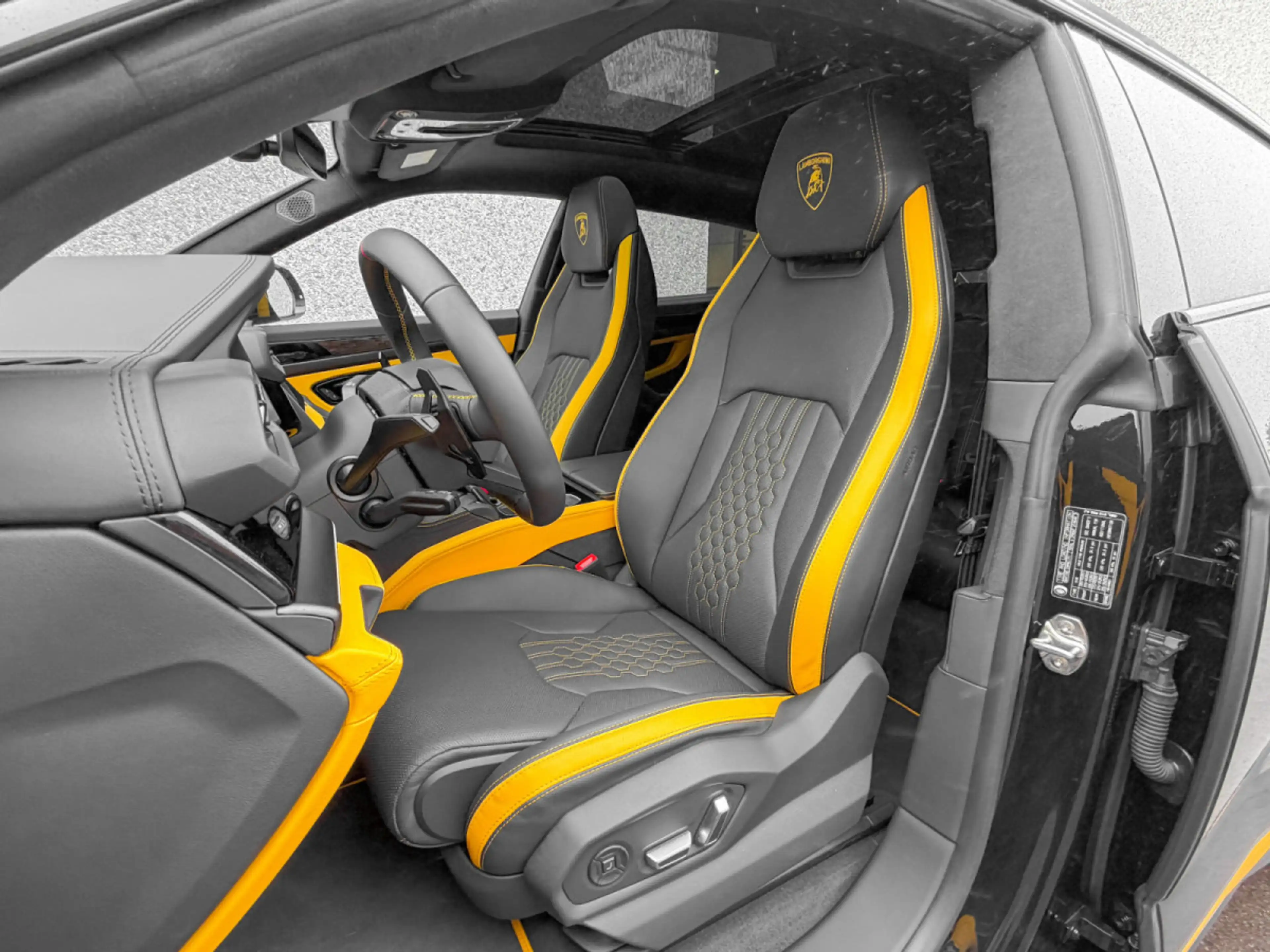 Lamborghini Urus URUS SE 800cv/HUD/PANO/ACC/VOLL — photo 6