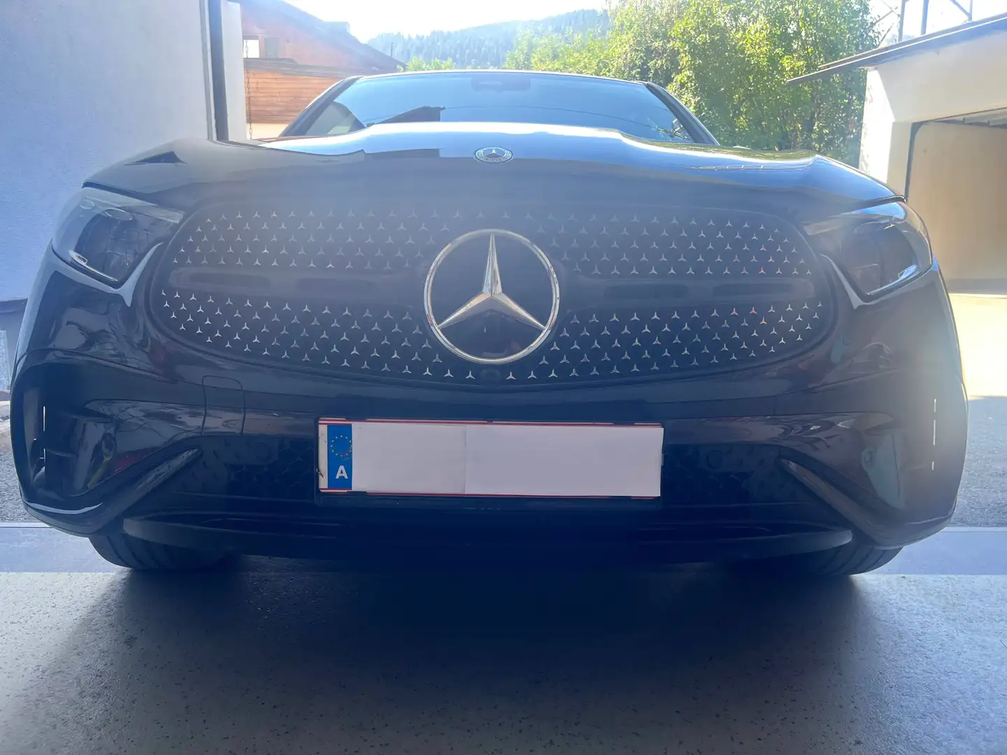 Mercedes-Benz GLC 300 GLC 300 de PHEV 4MATIC Osterreich Edition Aut. Osterreich Edition Grau - 1