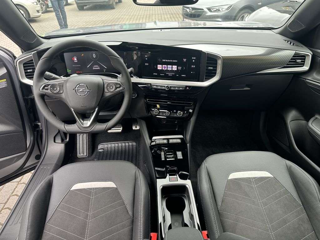 Opel Mokka E