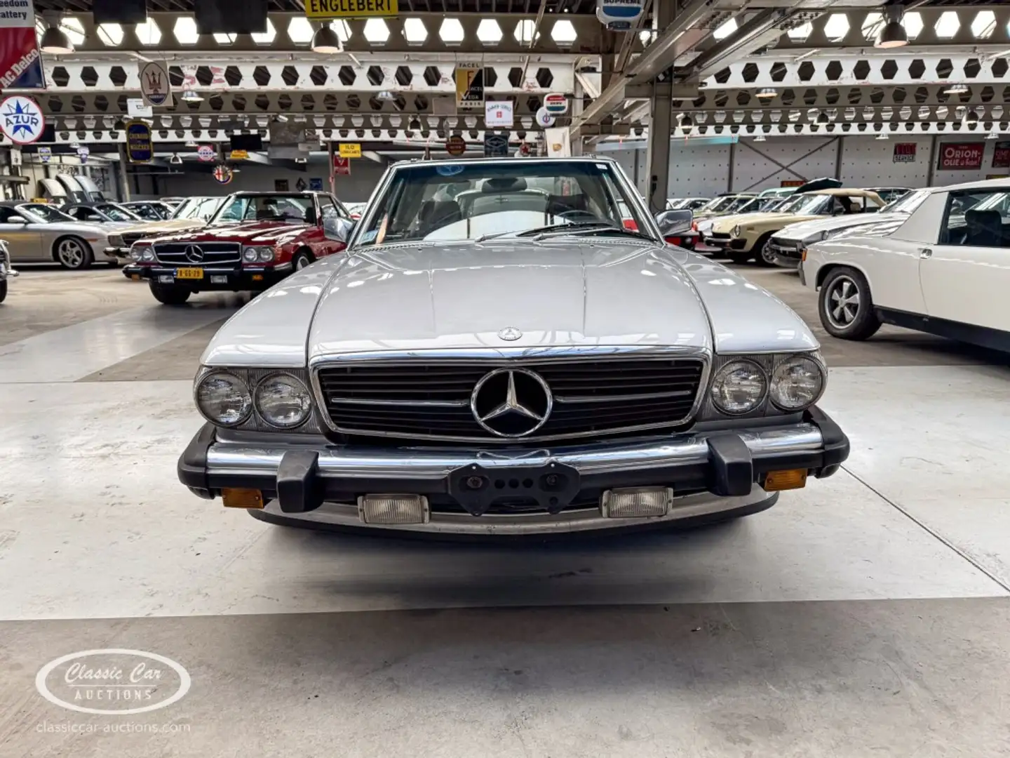 Mercedes-Benz 560 - ONLINE AUCTION Gri - 2