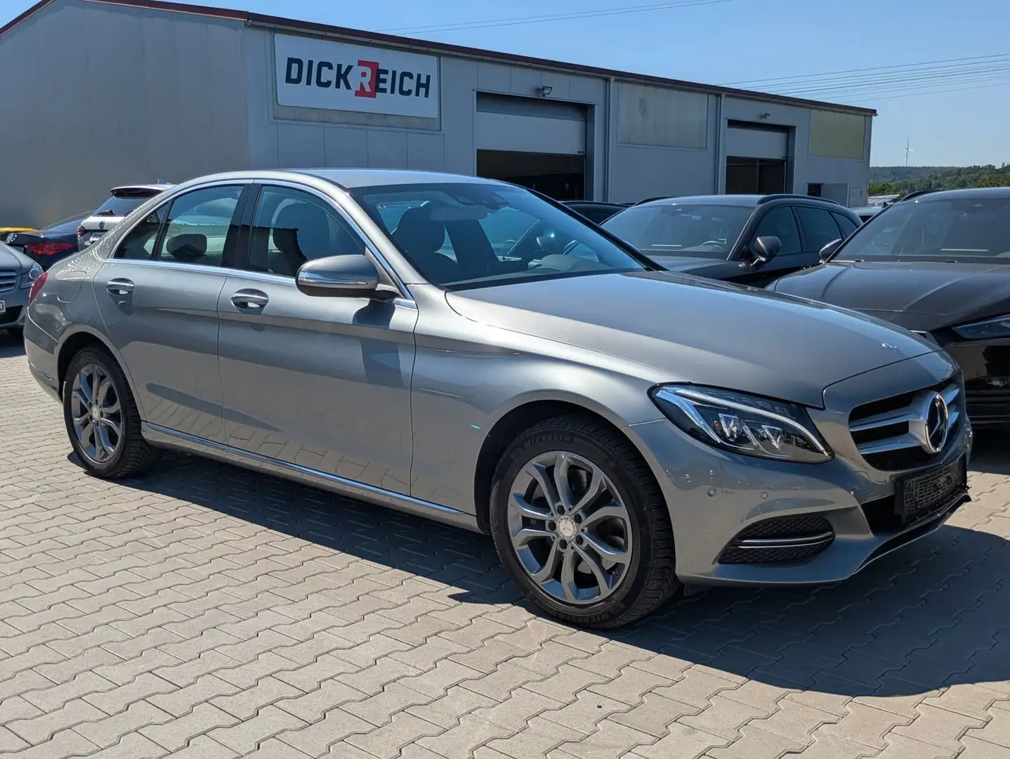 Mercedes-Benz C 250 d BlueTec AVANTGARDE 4Matic ACC/KAM/LED Plateado - 1