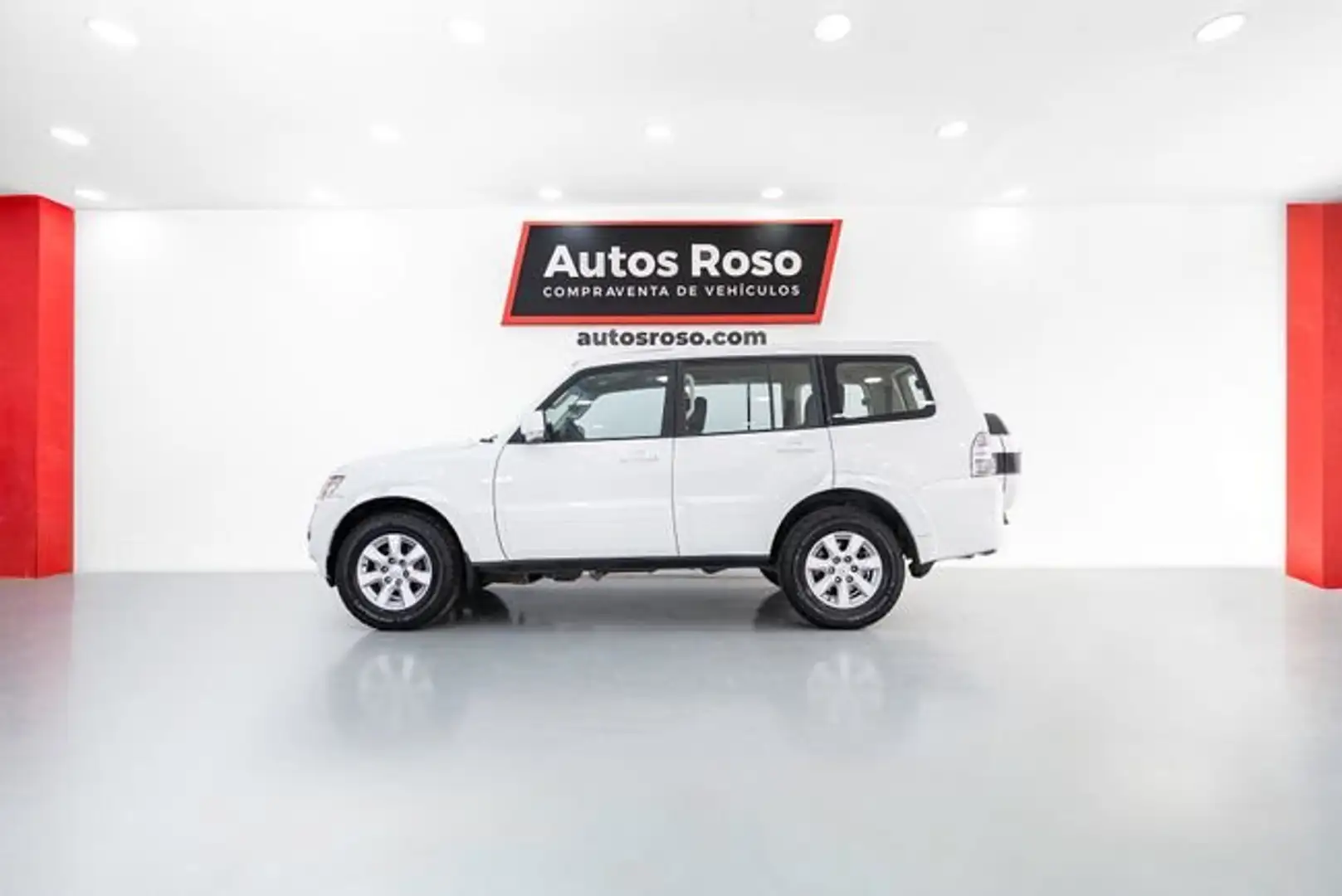 Mitsubishi Montero 3.2 DI-D Kaiteki Auto Blanco - 2